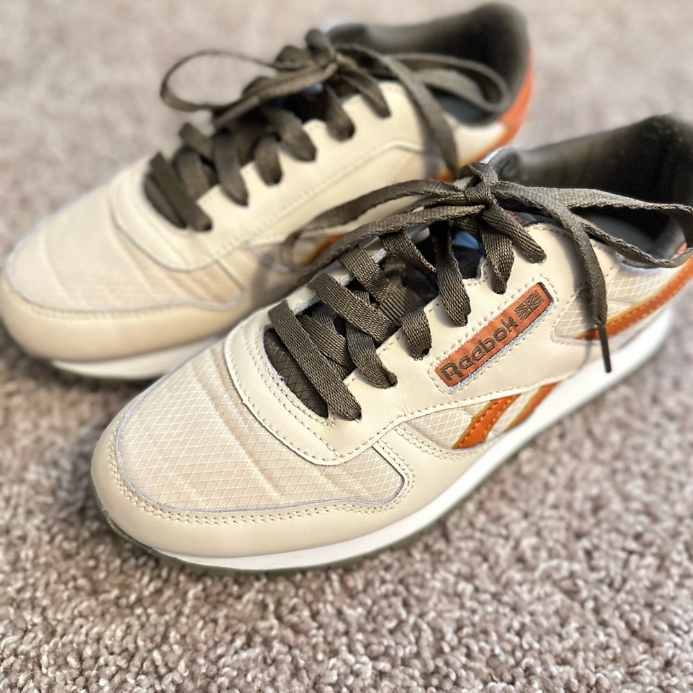 Reebok Classic Leather Sneakers